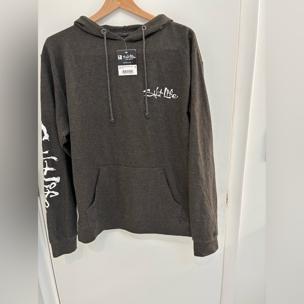 Salt Life Live Salty Amerishield Black Grey Hoodie NWT Size L. Lightweight, Soft